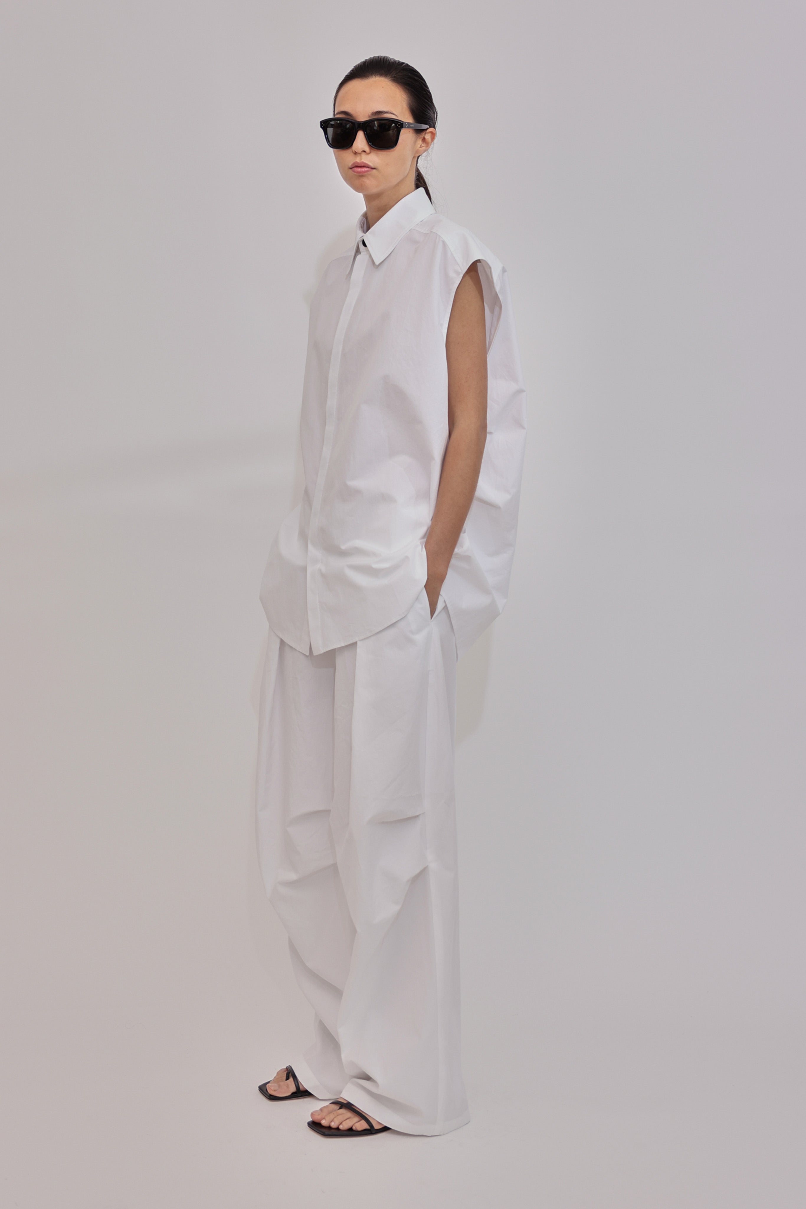 Sleeveless Cotton Shirt With Pleats - GAUCHERE