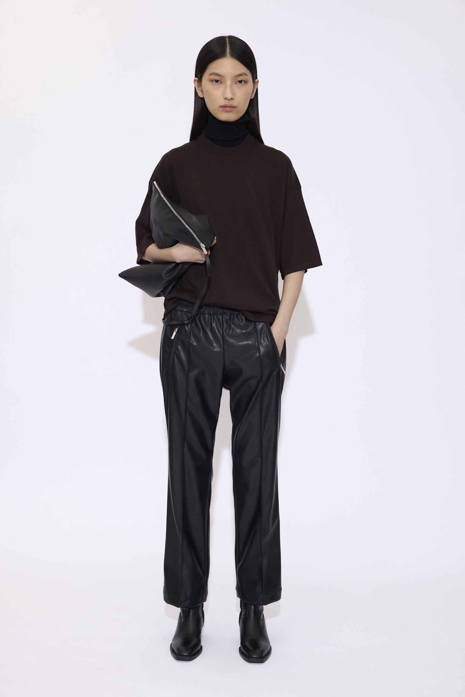 GAUCHERE Crew Neck Top In Chocolate Merino Wool