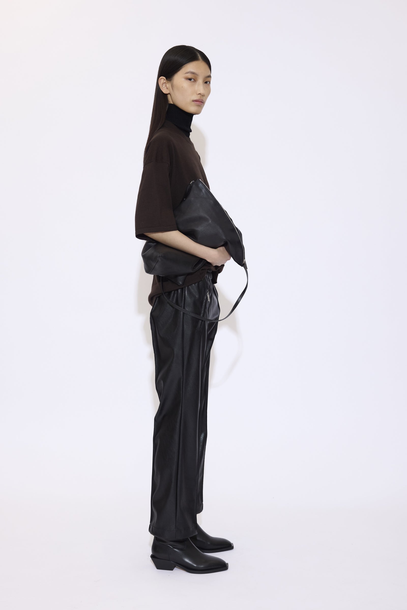 GAUCHERE Crew Neck Top In Chocolate Merino Wool