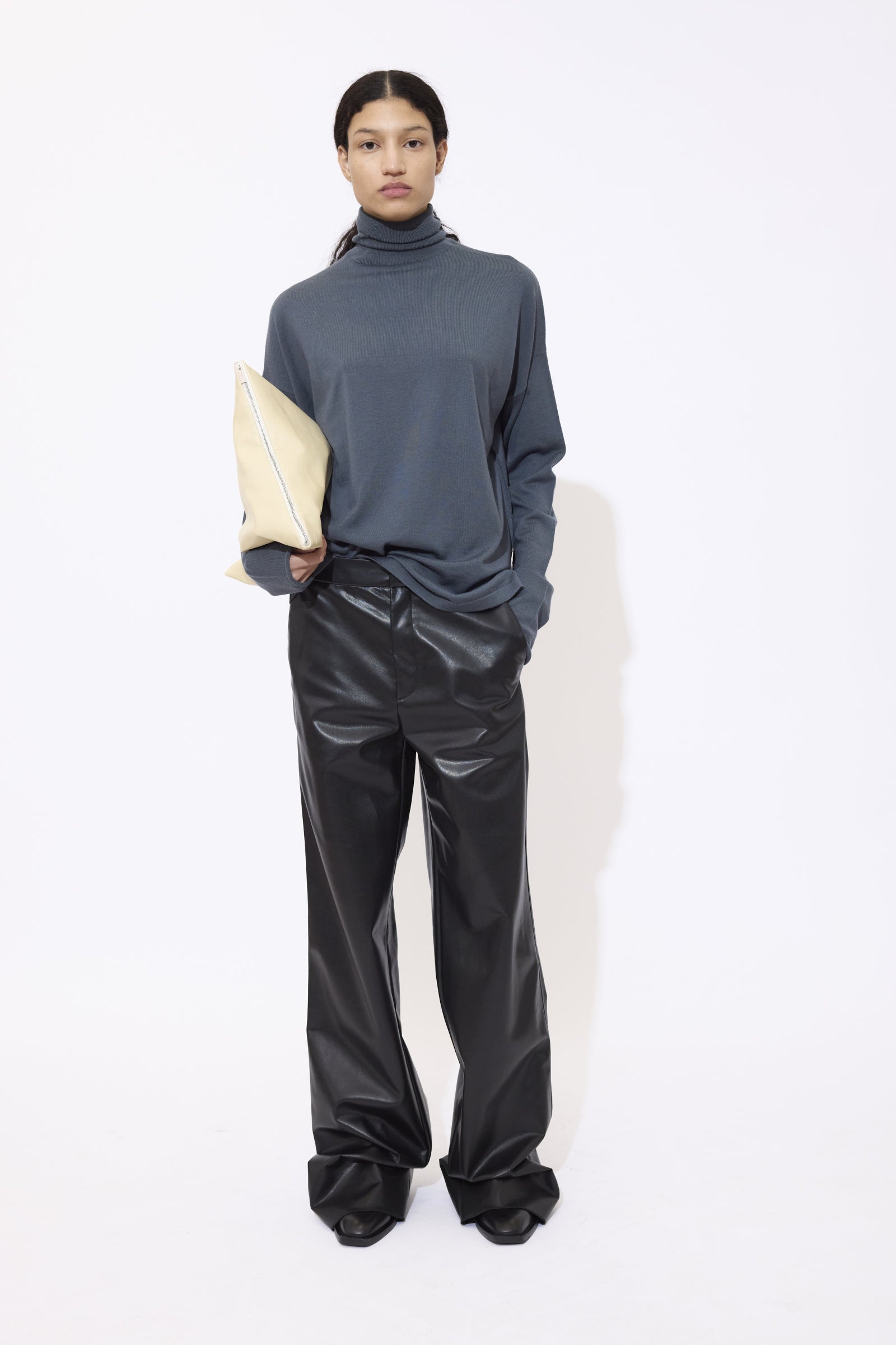 Blue Merino Wool Turtleneck Sweater - GAUCHERE